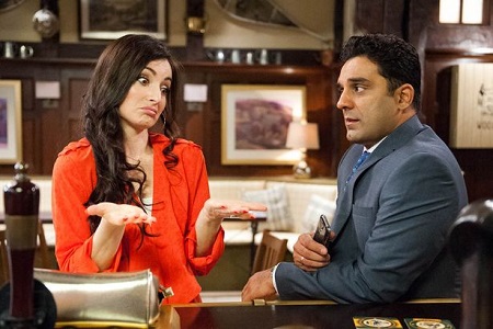 Roxy Shahidi Net Worth, Income Source & Salary