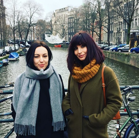 Roxy Shahidi Wikipedia, Biography, (Early Life & Education)