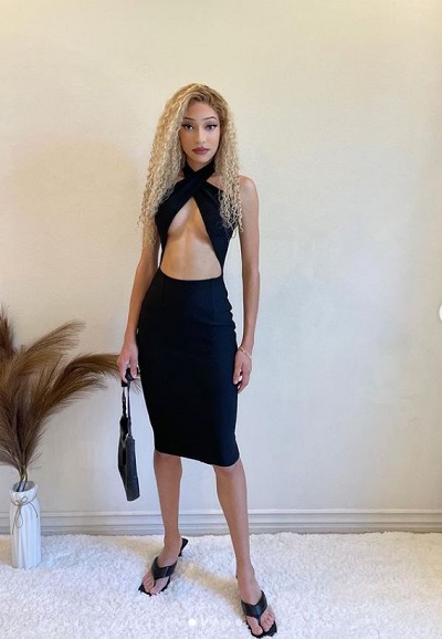 Sarah Talabi height is 5 feet 5 inches