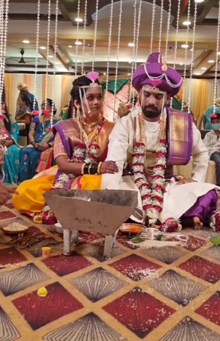 Sayli Kamble with Dhawan during their marriage