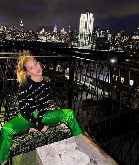 Sydney Morgan is a traveler