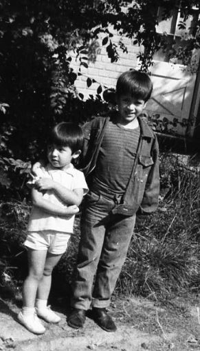 Talisa Garcia old image with her brother