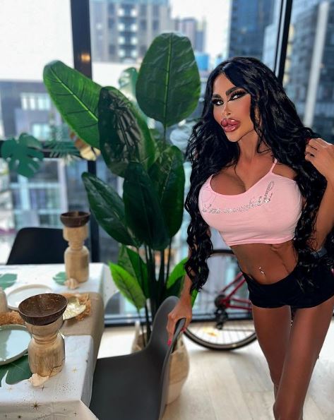 Tara Jayne biography