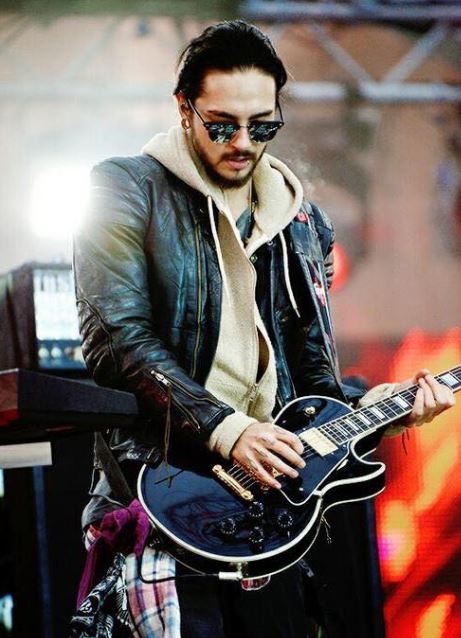 Tom Kaulitz is a guitarist
