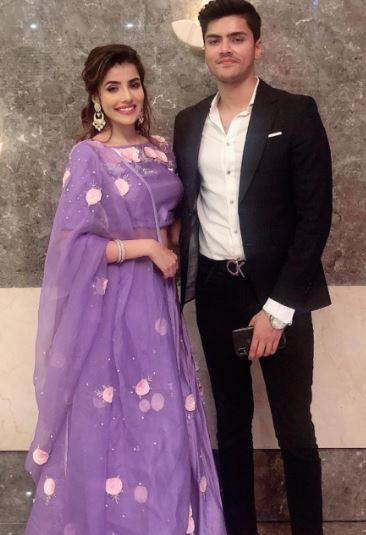 Aditi Hundia and her brother