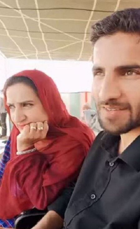 Amreen bhat with her brother Tanveer Bhat