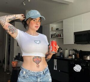 Who is Anisa Jomha? Wiki, Biography, Age, Height, Net Worth, Boyfriend