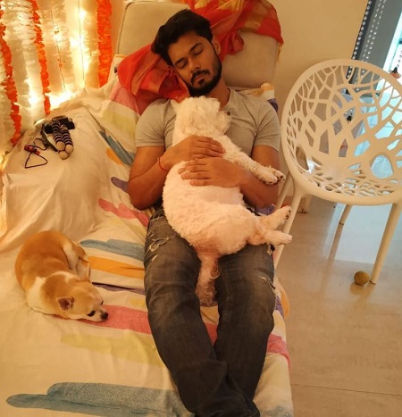 Avinash Dwivedi Net Worth, Income Source & Salary