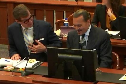Benjamin Chew is the lawyer of Johnny Depp