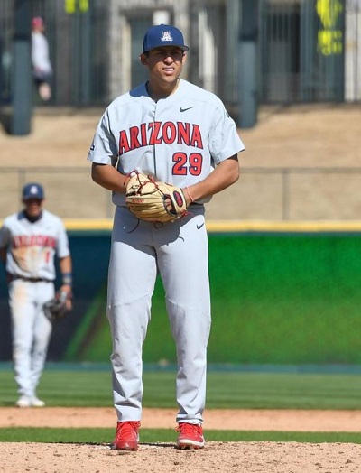 Chase Silseth height is 6 feet