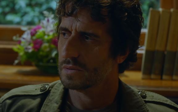 Diego Peretti acted as Fernando Araujo