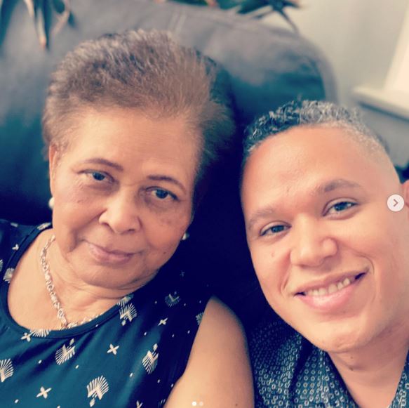 Dr. Wellinthon Garcia with his mother