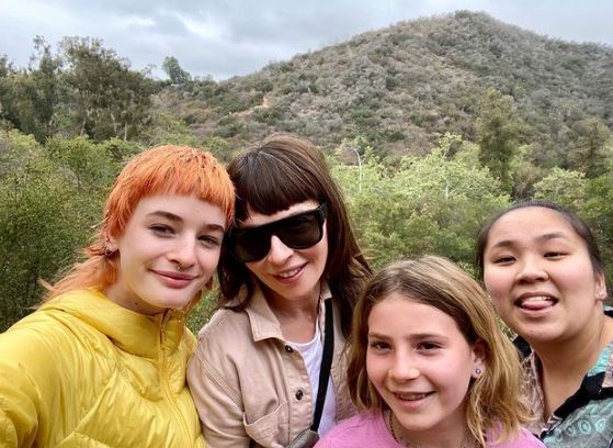 Eve and her Children
