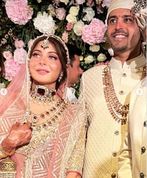 Gautam Hathiramani wedded to Kanika Kapoor