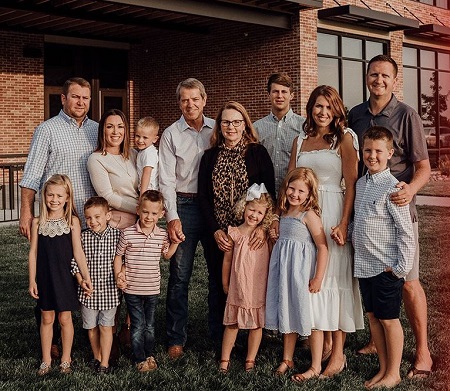 Jim Pillen Children, Affairs & Personal Life