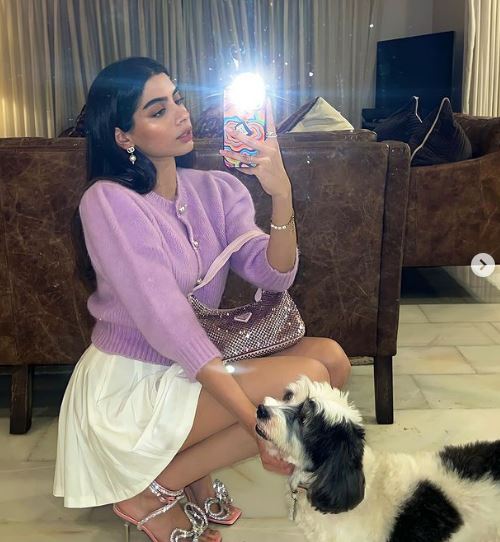 Khushi Kapoor with her dog