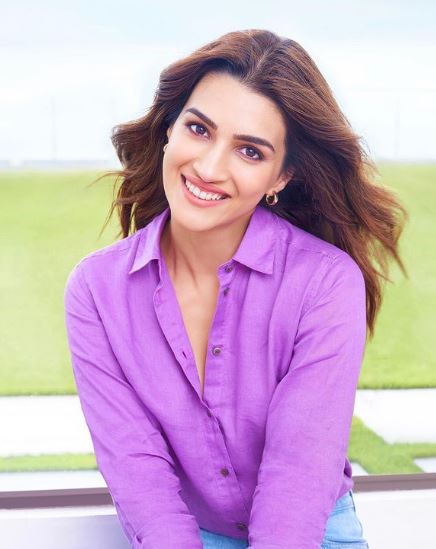 Kriti Sanon was the lead actress in Heropanti 1