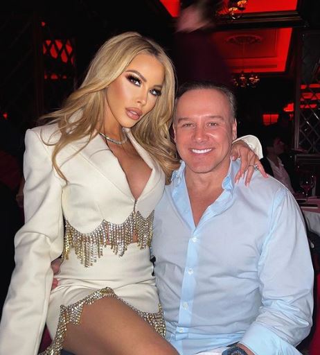 Lisa and her husband Lenny Hochstein