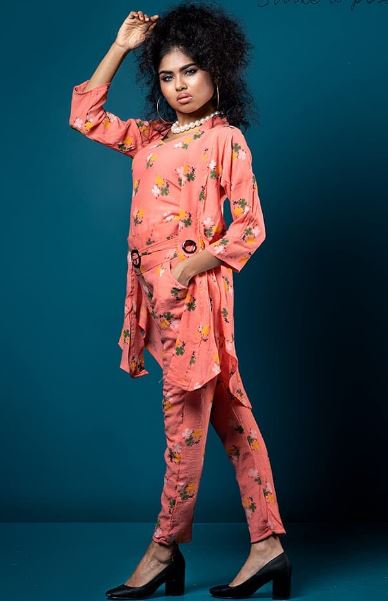 Manjusha Neogi height
