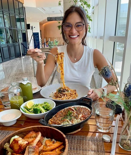 Pia Wurtzbach Net Worth, Income Source & Salary