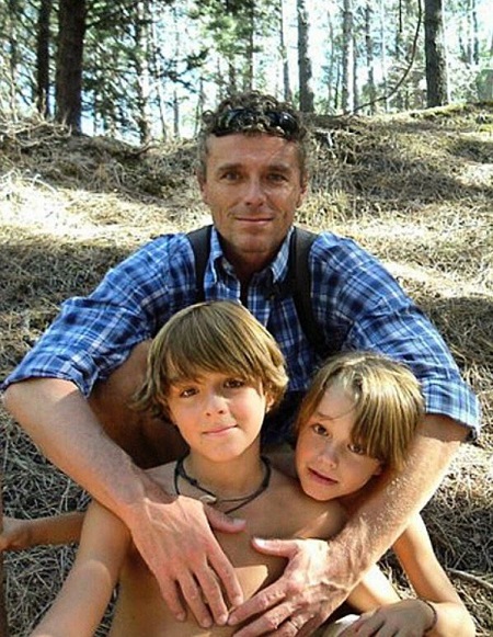 Pol Granch with his brother and father