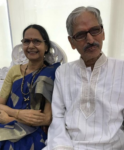 Priya Bapat parents