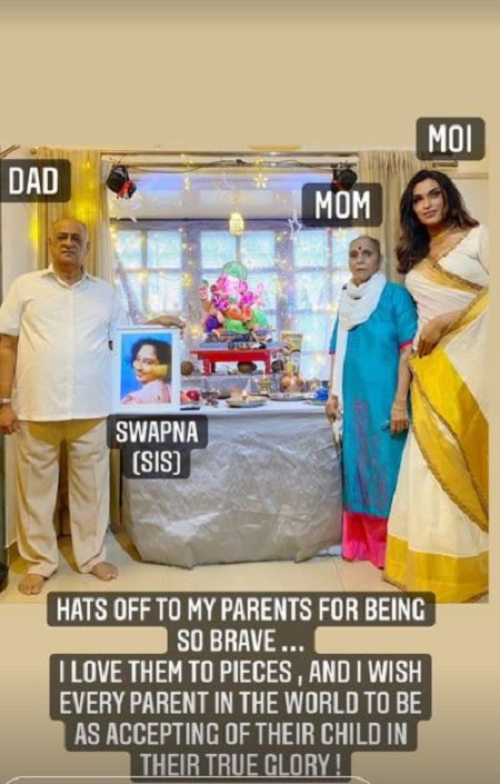 Saisha Shinde with her mother and father