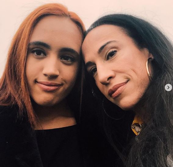 Simone with her mother Dany Garcia
