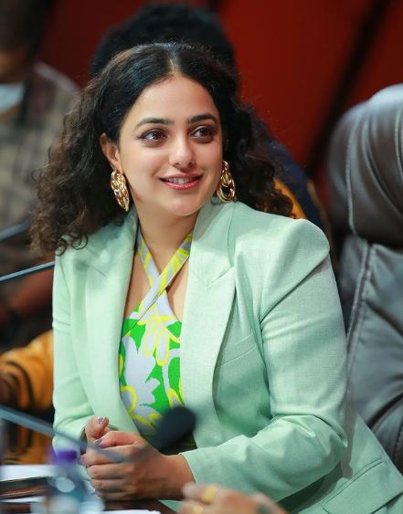 The female main character is played by Nithya Menen