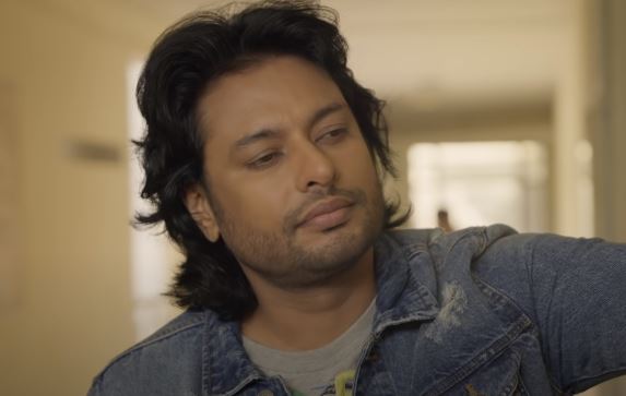 The lead role of Manga is played by Dev Kharoud