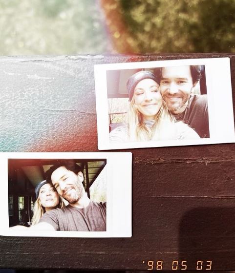 Tom Pelphrey is in a relationship with Kaley Cuoco