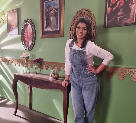 Varalaxmi Sarathkumar Age, Birthday & Zodiac Sign