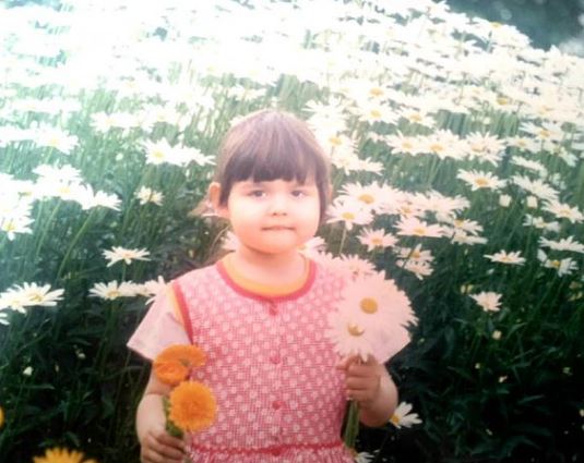 Young Pauline Cucharo Amelinckx