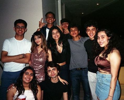 Yuvraj with his friends