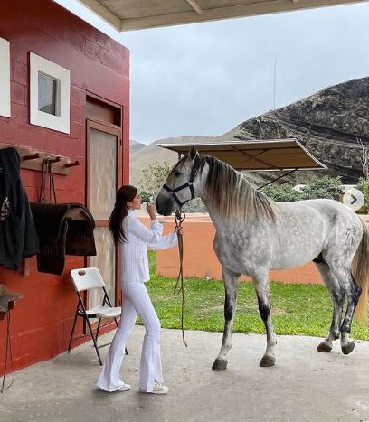 Alessia Rovegno is an animal lover