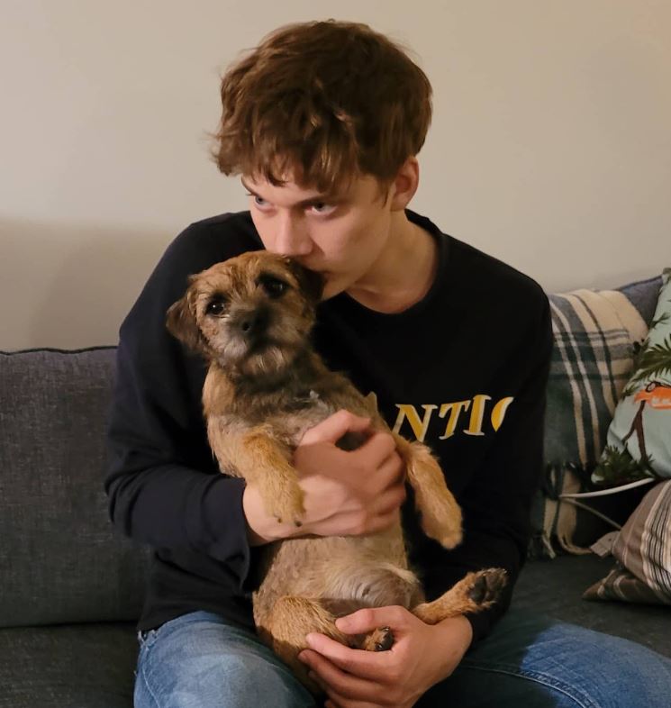 Björn Mosten is a dog lover