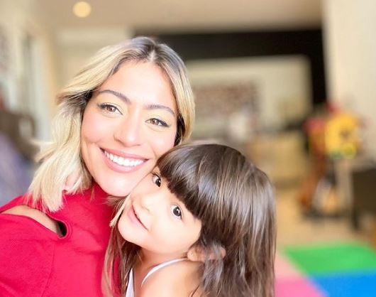 Carol with her daughter Nina