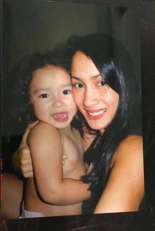 Childhood photo of Erika with her mother Ina Raymundo