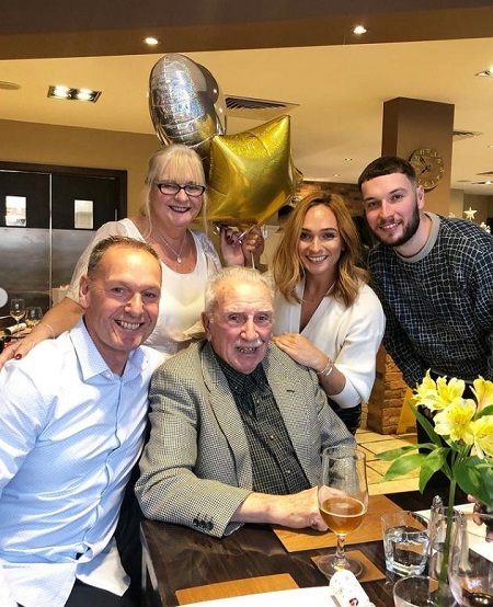Dani Hampson Family (Nationality & Ethnicity)