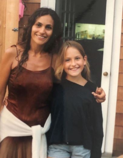 Domino Kirke old image with her mom
