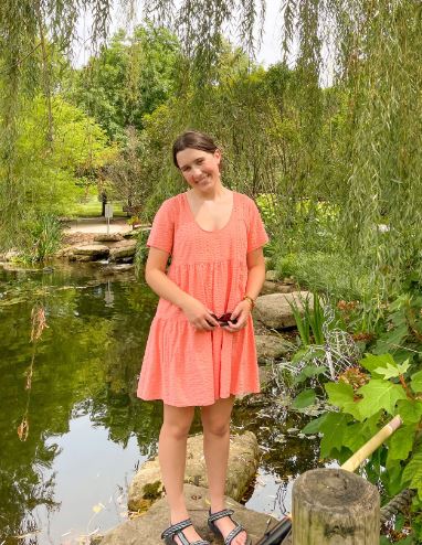 Gwen Casten height