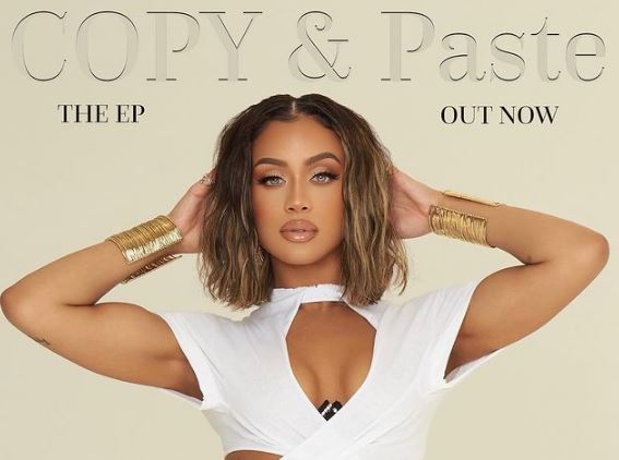 Jilly's debut EP COPY & Paste