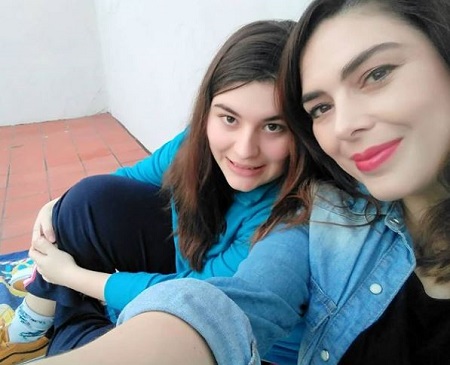 Julieta Vallina with her daughter
