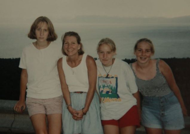 Kathleen and her daughters