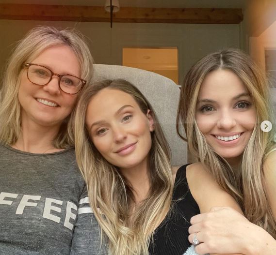 Lauren with her mom Kristin Reason Bushnell and sister Mollie Bushnell