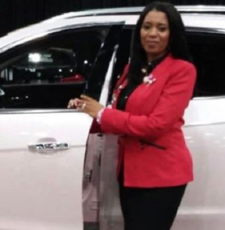 Leslie Joanne Wayne Net Worth, Income Source & Salary