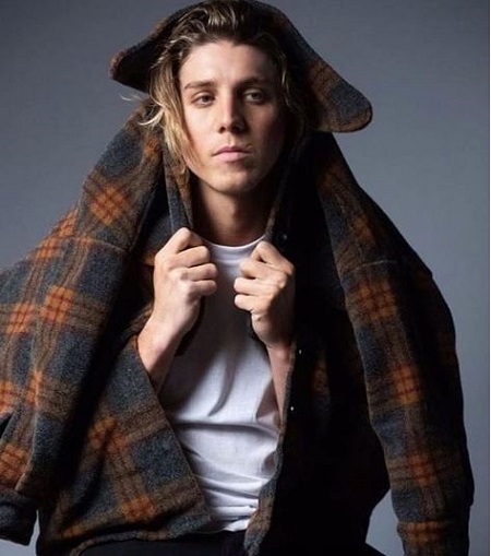 Lukas Gage Birthday, Age & Zodiac Sign