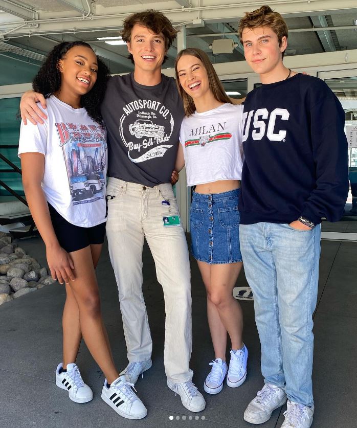 Nicholas and his friends '
