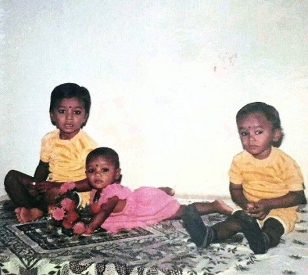 Old Picture of Draupadi Murmu three kids