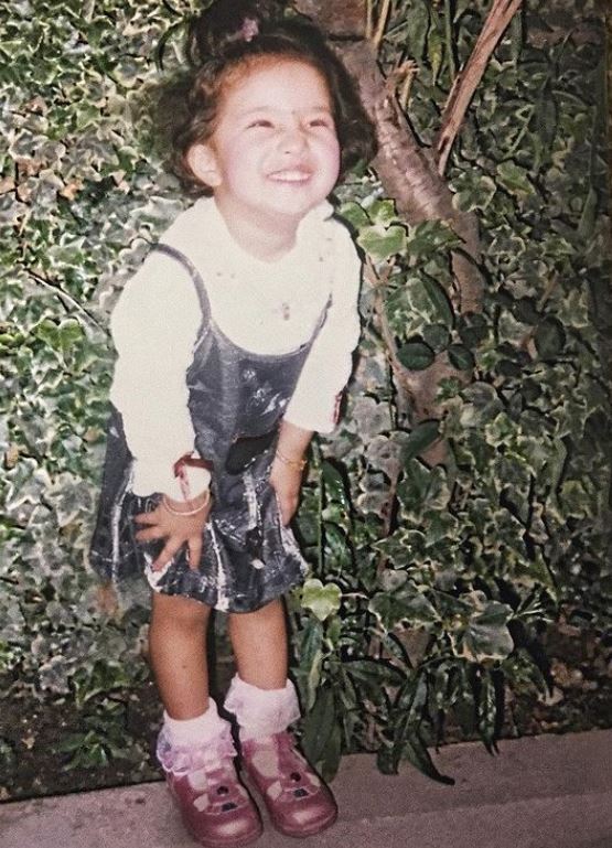 Priyanka Rani Joshi childhood image